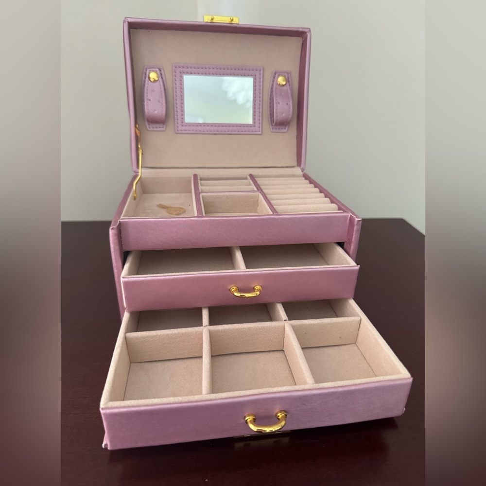 New 3-Tier Jewelry Organizer with Mirror and Key